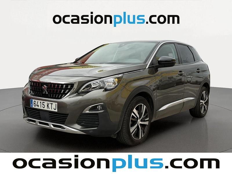 Usado Peugeot 3008 Allure 131 CV (96 kW) 2019 Gris SUV