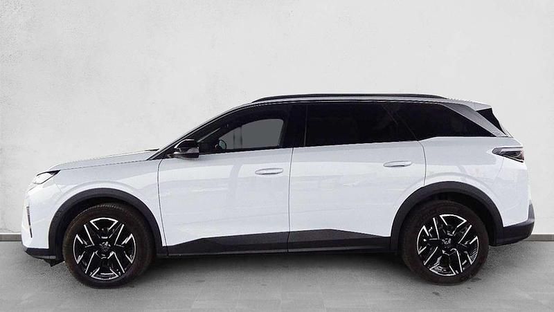 Usado Peugeot 5008 Allure 145 CV (106 kW) 2025 SUV