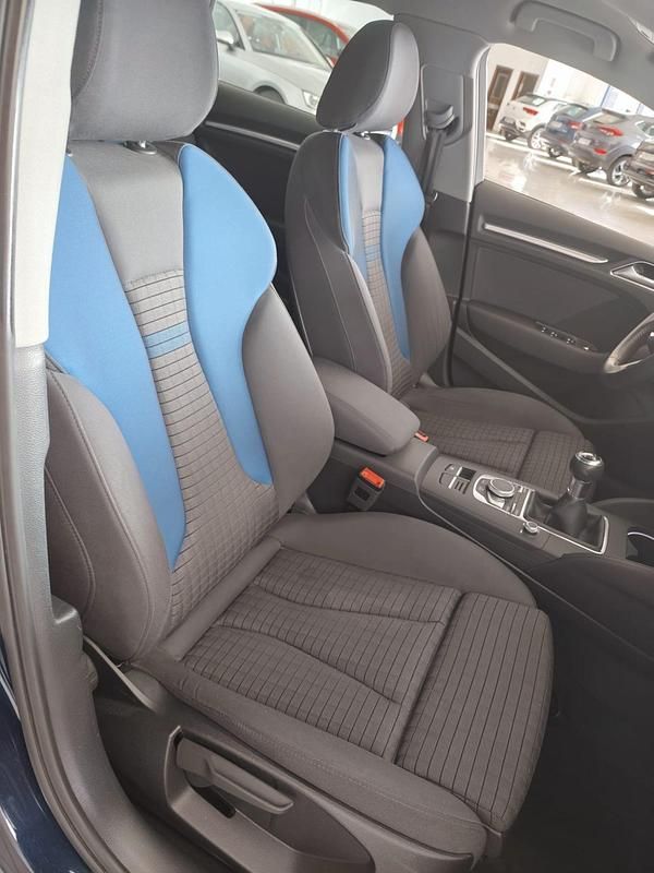Usado Audi A3 Sport 150 CV (110 kW) 2017 Azul Utilitario