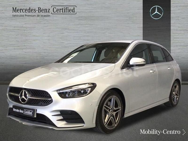 Plateado Usado 2023 Mercedes B180 Monovolumen | 34.250 € (Un poco caro) - Imagen 1/4