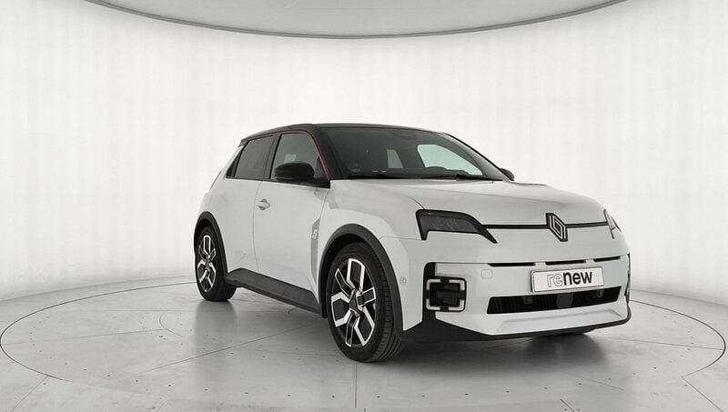 Käytetty Renault R5 Techno 110 kW (150 HP) 2025 Valkoinen Viistoperä