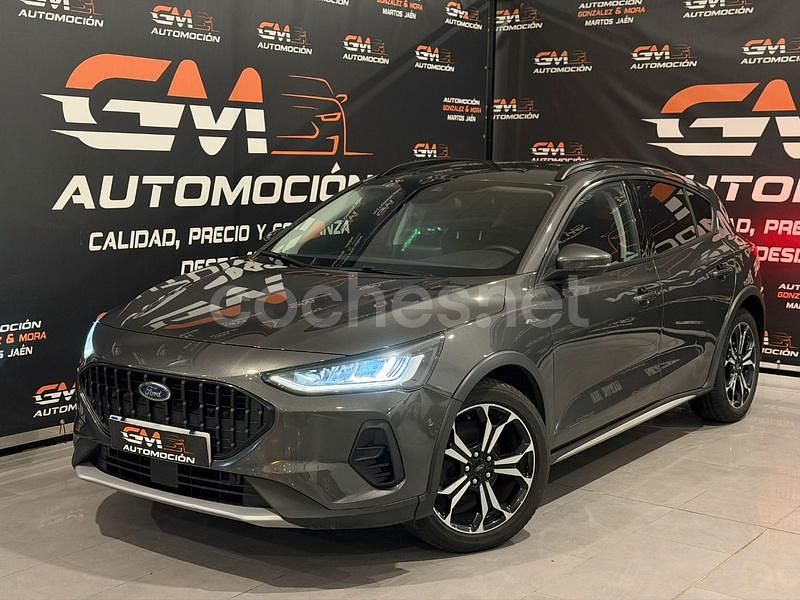 Gris / plata Usado 2023 Ford Focus Active Berlina | 18.900 € (Precio justo) - Imagen 1/4
