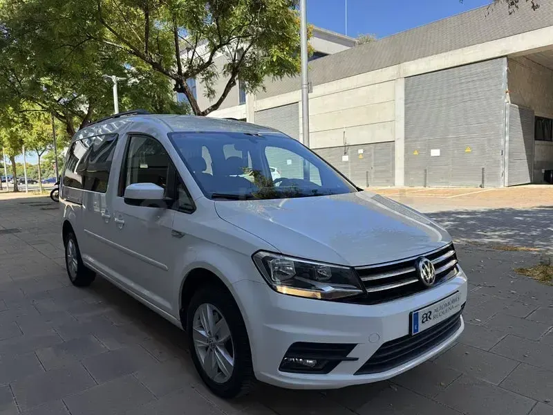 Usado VW Caddy Trendline 102 CV (75 kW) 2016 Blanco Monovolumen