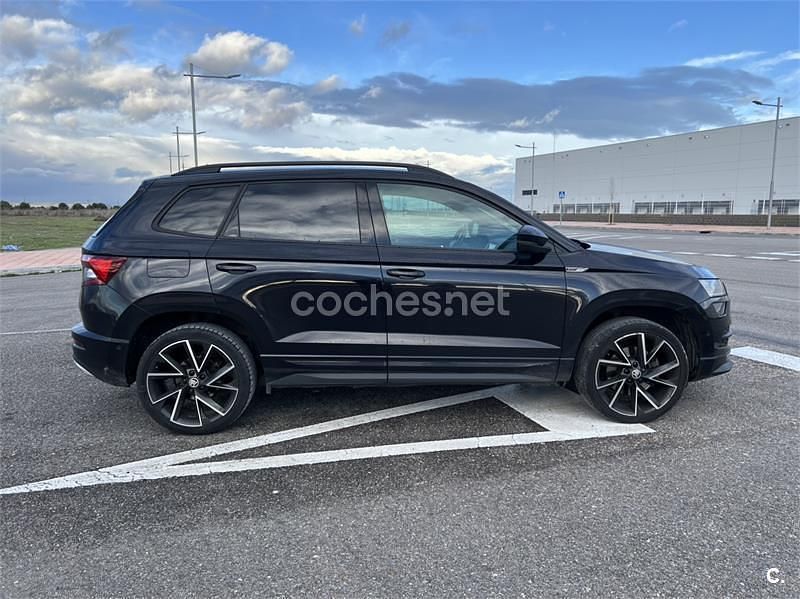 Usado Skoda Karoq SportLine 150 CV (110 kW) 2020 Negro SUV