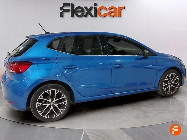 Usado Seat Ibiza XCELLENCE 110 CV (80 kW) 2021 Azul Berlina