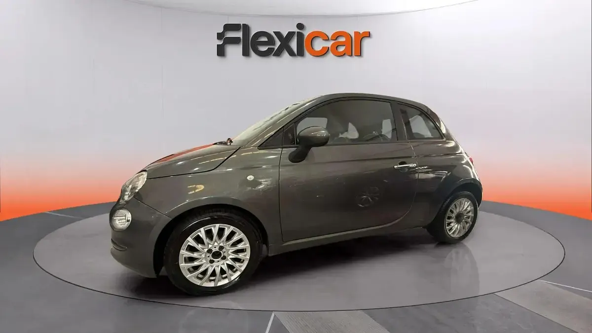 Usado Fiat 500 Lounge 71 CV (52 kW) 2020 Gris Berlina