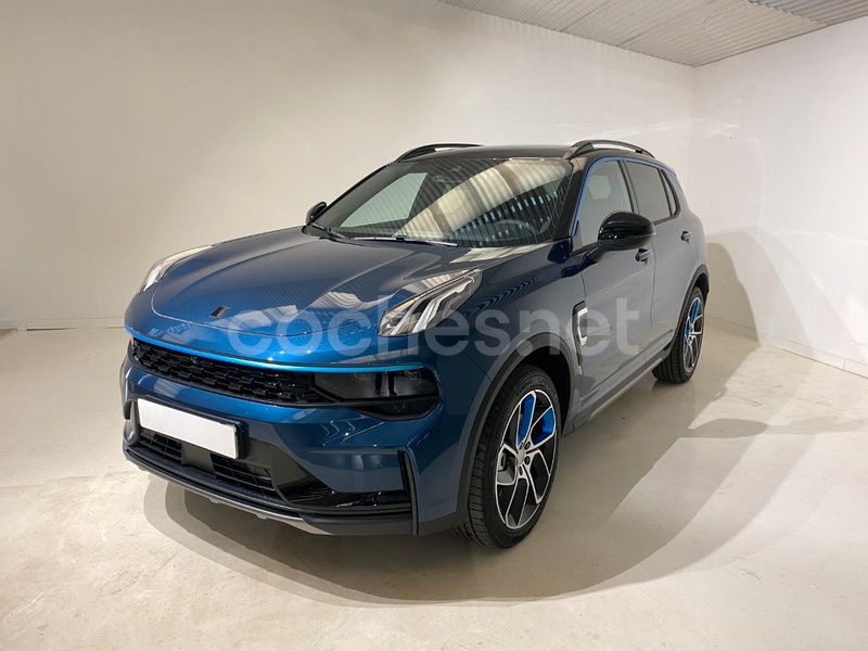 Azul Nuevo 2024 Lynk & Co 01 SUV | 35.900 € - Imagen 1/4