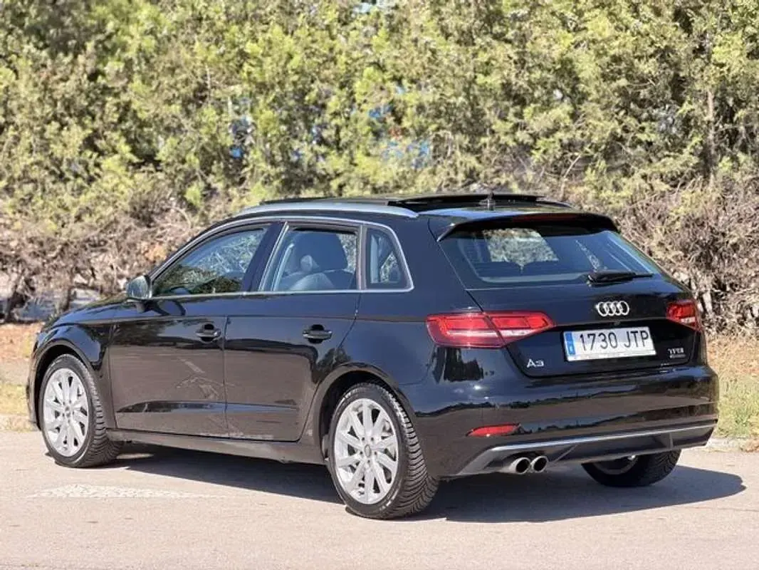 Usado Audi A3 Sportback 190 CV (139 kW) 2016 Negro Utilitario