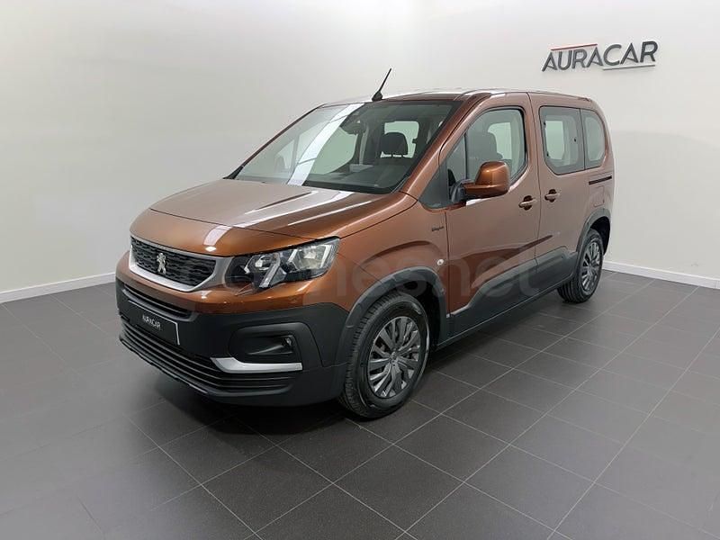 Usado Peugeot Rifter Style 130 CV (95 kW) 2021 Marrón Monovolumen