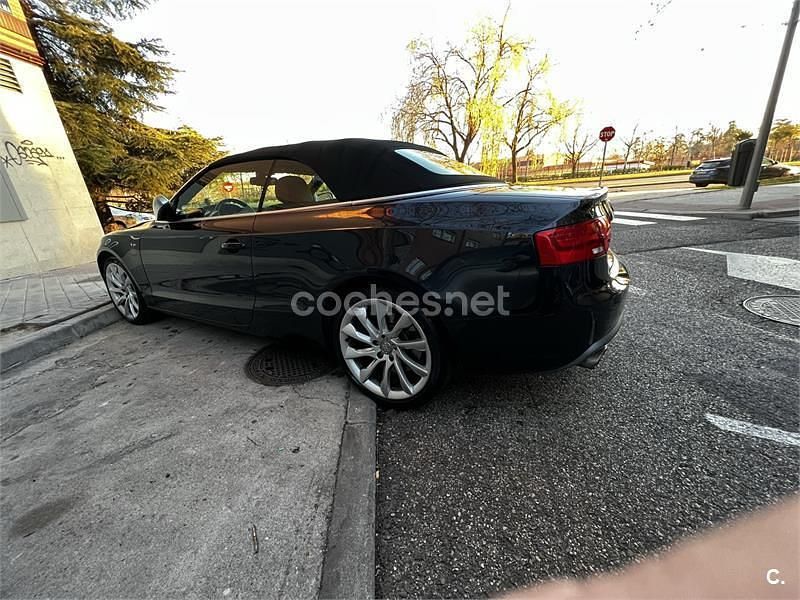 Usado Audi S5 Cabriolet 333 CV (244 kW) 2014 Azul Descapotable