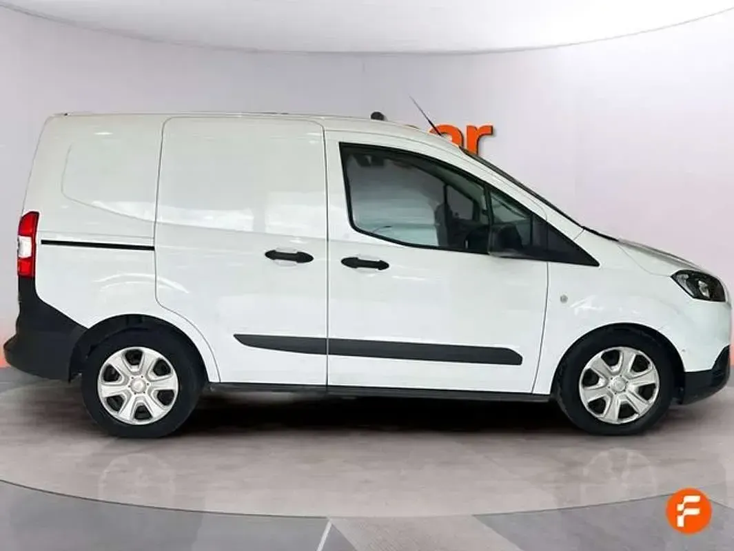 Usado Ford Transit Trend 101 CV (74 kW) 2019 Blanco Van