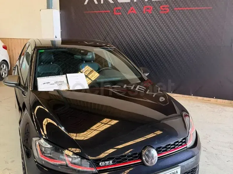 Usado VW Golf VII GTI 245 CV (180 kW) 2018 Negro Berlina