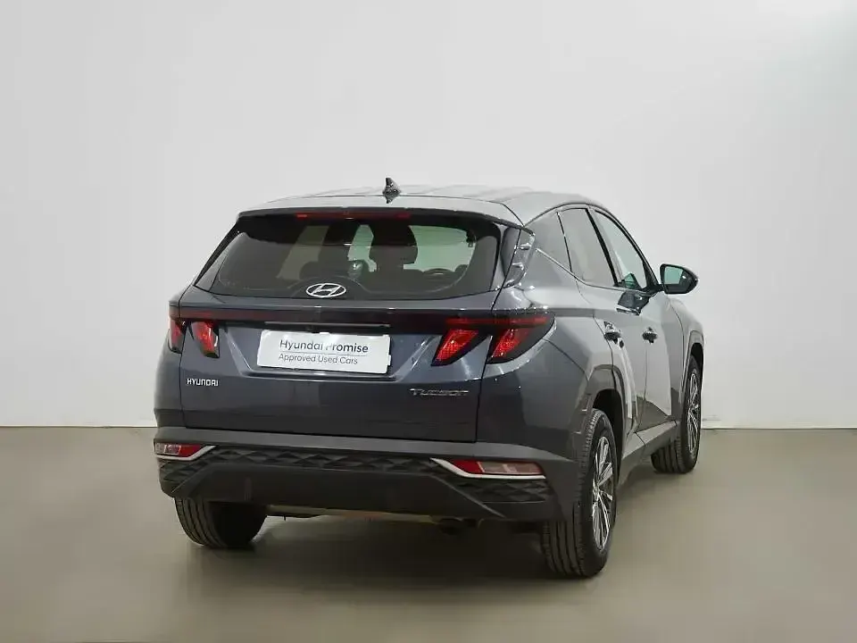 Begagnad Hyundai Tucson 150 HK (110 kW) 2021 Grå SUV