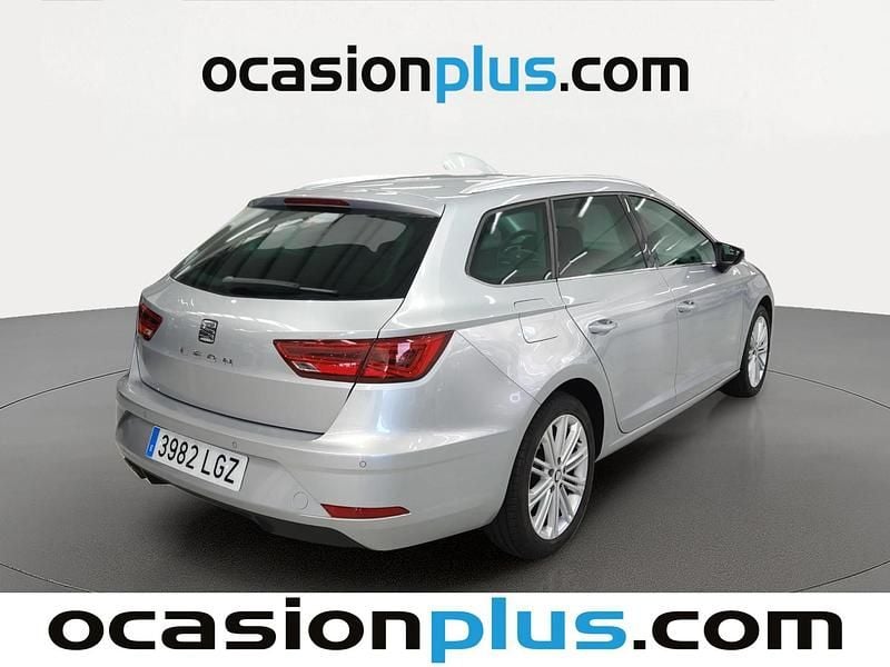 Używany Seat Leon XCELLENCE 150 KM (110 kW) 2020 Szary Minivan