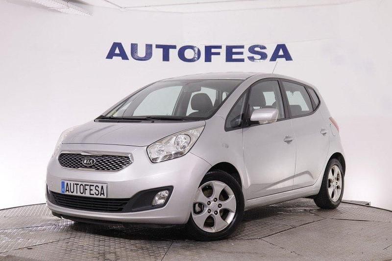 Usado Kia Venga 128 CV (94 kW) 2011 Plata Utilitario