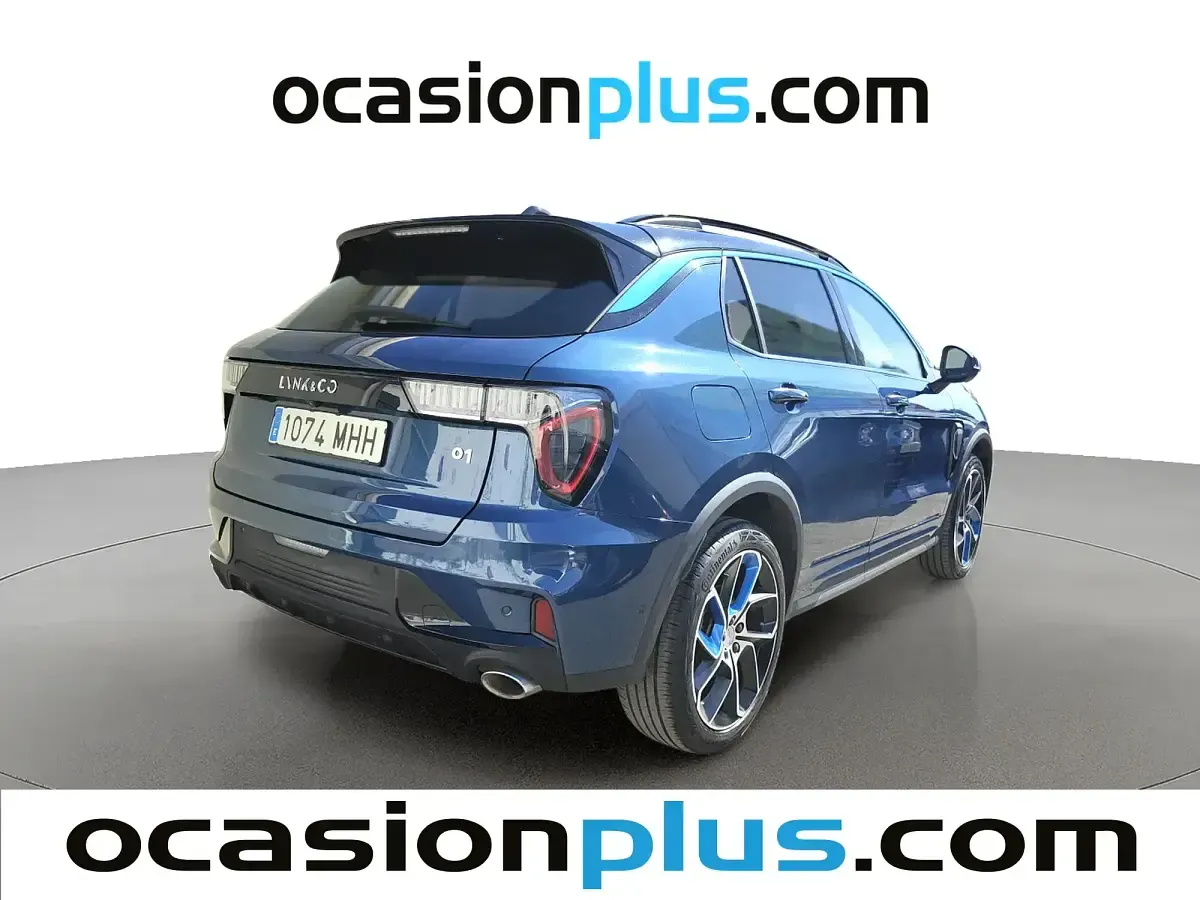 Usado Lynk & Co 01 261 CV (191 kW) 2023 Azul SUV