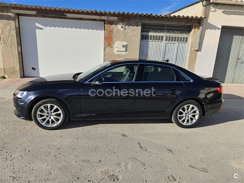 Usado Audi A4 Advanced 150 CV (110 kW) 2015 Negro Berlina