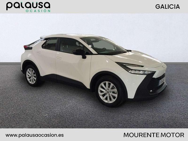 Usado Toyota C-HR Active 140 CV (102 kW) 2024 Blanco SUV