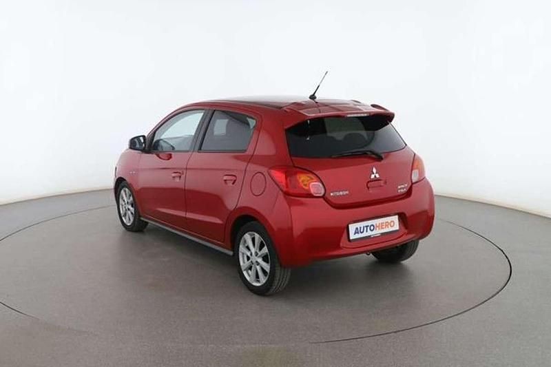 Usado Mitsubishi Space Star Motion 80 CV (58 kW) 2014 Rojo Berlina