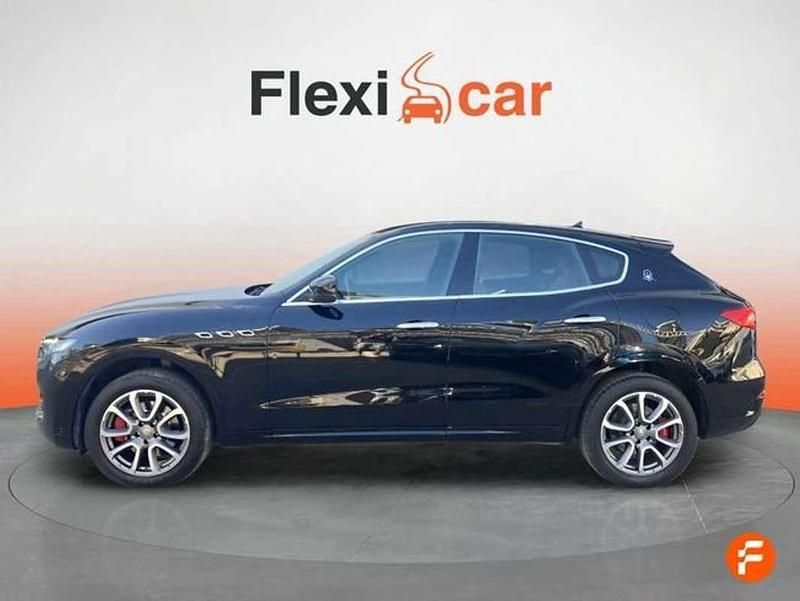 Usado Maserati Levante 275 CV (202 kW) 2017 Azul SUV