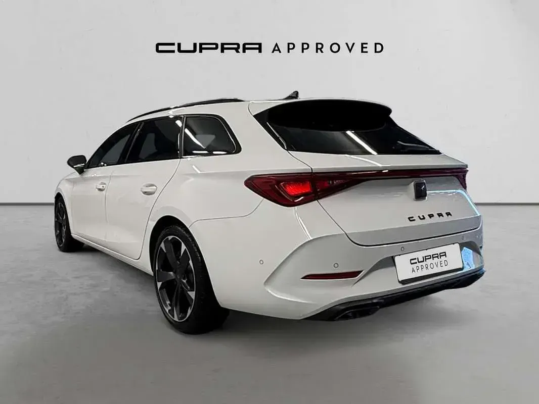 Usado Cupra Leon 150 CV (110 kW) 2023 Blanco Utilitario