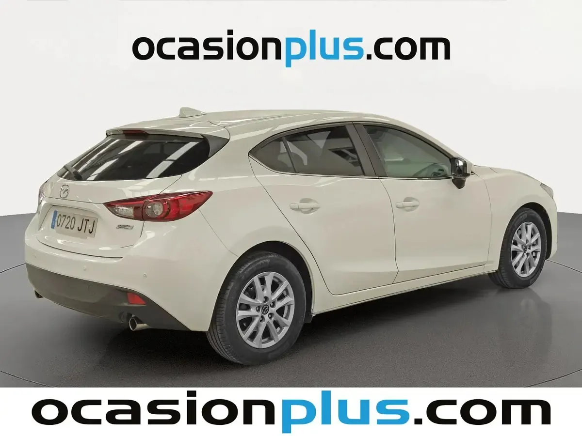 Usado Mazda 3 Style 120 CV (88 kW) 2016 Blanco Utilitario