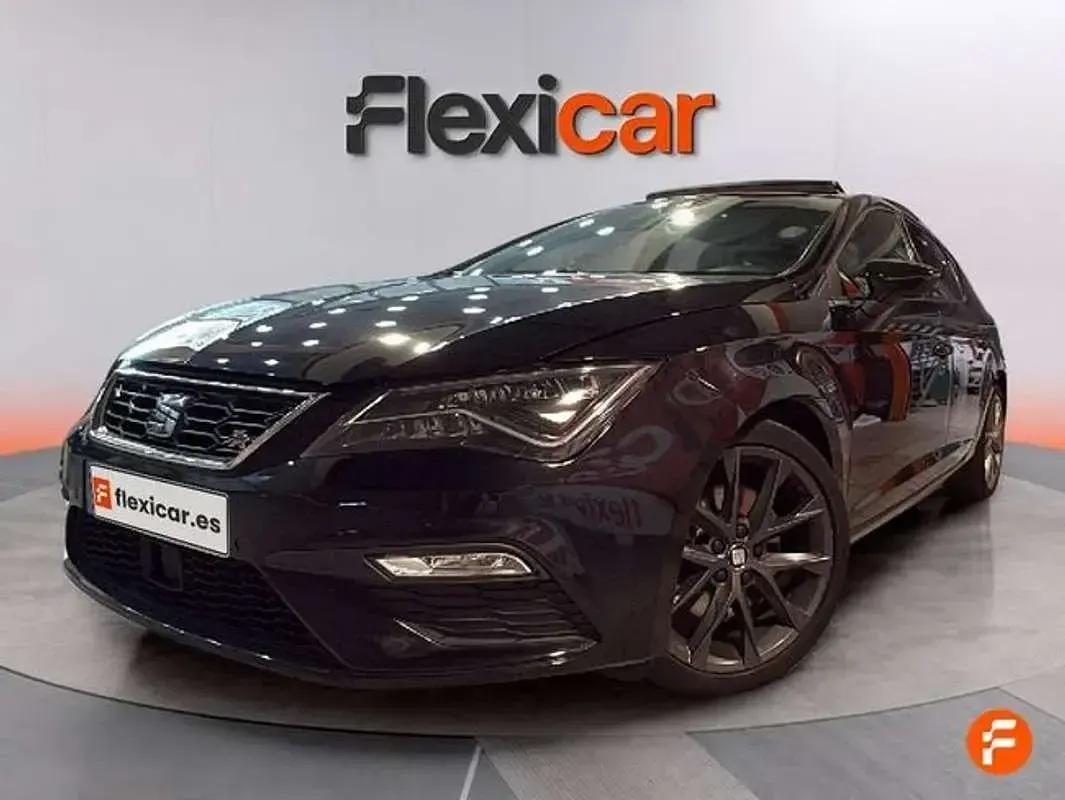 Usado Seat Leon FR 150 CV (110 kW) 2021 Negro Utilitario