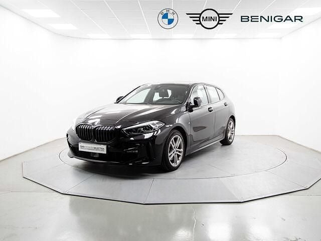 Negro Usado 2024 BMW 118 Comfort Edition Utilitario | 32.900 € (Precio justo) - Imagen 1/4