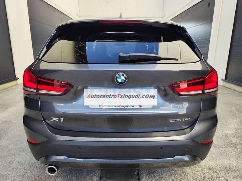 Usado BMW X1 136 CV (100 kW) 2021 Gris / plata SUV