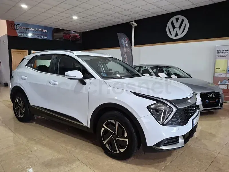 Usado Kia Sportage 230 CV (169 kW) 2022 Blanco SUV