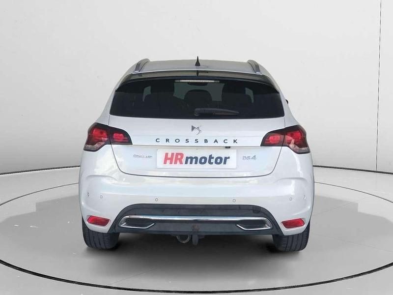 Usado DS Automobiles DS4 Crossback Style 132 CV (97 kW) 2016 Blanco SUV