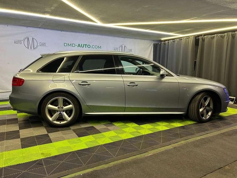 Usado Audi A4 Advanced Plus 241 CV (177 kW) 2010 Gris Familiar