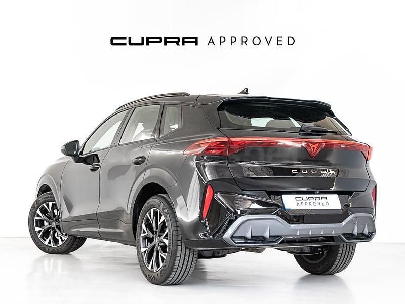 Käytetty Cupra Terramar 150 HP (110 kW) 2024 Musta Katumaasturi