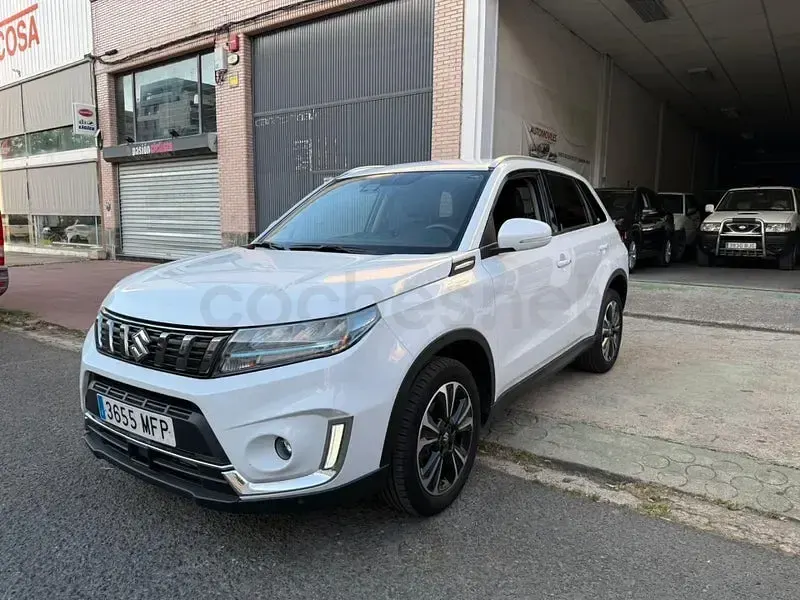 Usado Suzuki Vitara GLX 129 CV (94 kW) 2023 Blanco SUV