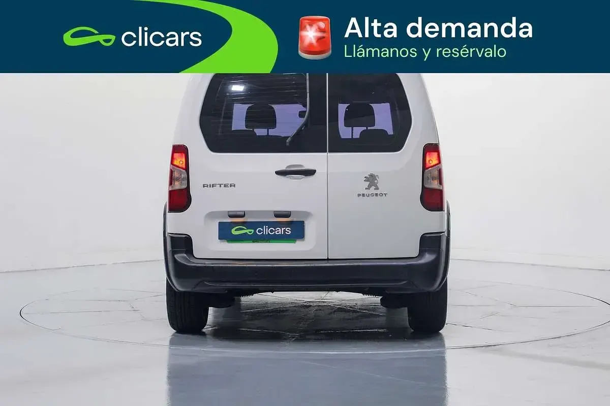 Usado Peugeot Rifter Active 131 CV (96 kW) 2020 Blanco Monovolumen