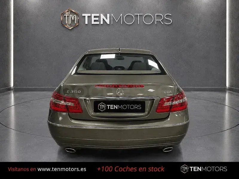 Usado Mercedes E350 231 CV (169 kW) 2011 Gris / plata Coupe