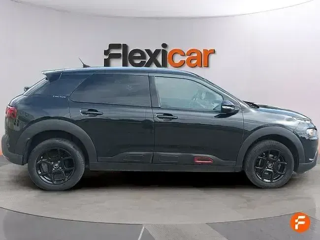 Usado Citroën C4 Cactus Feel 110 CV (80 kW) 2018 Negro Utilitario