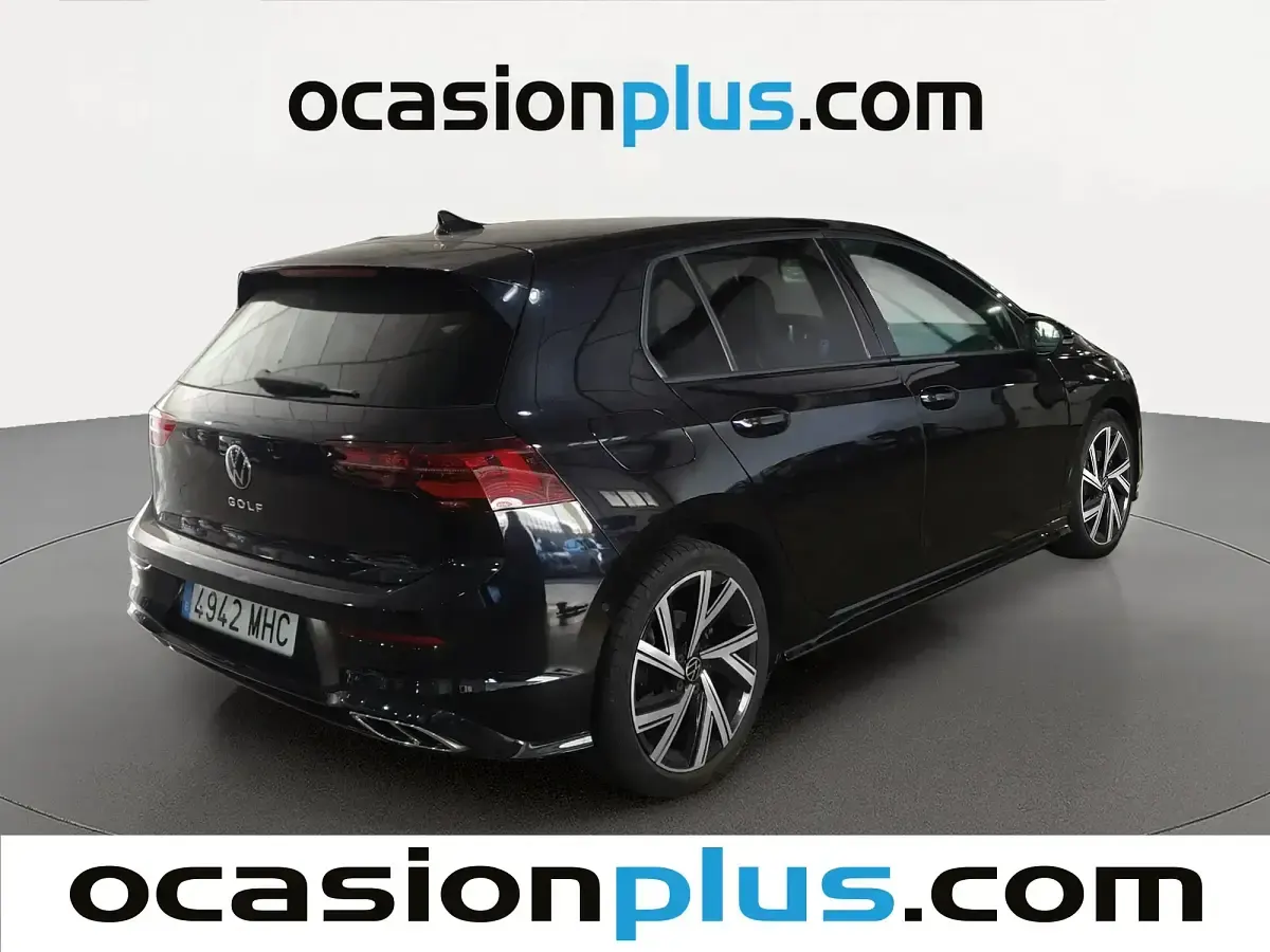 Usado VW Golf VIII R-line 150 CV (110 kW) 2023 Negro