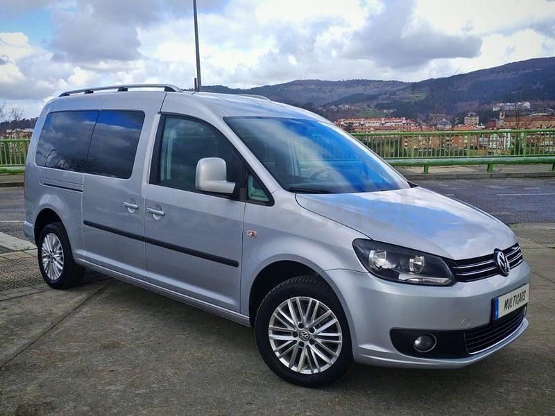 Usado VW Caddy Maxi Trendline 140 CV (102 kW) 2015 Gris / plata Monovolumen