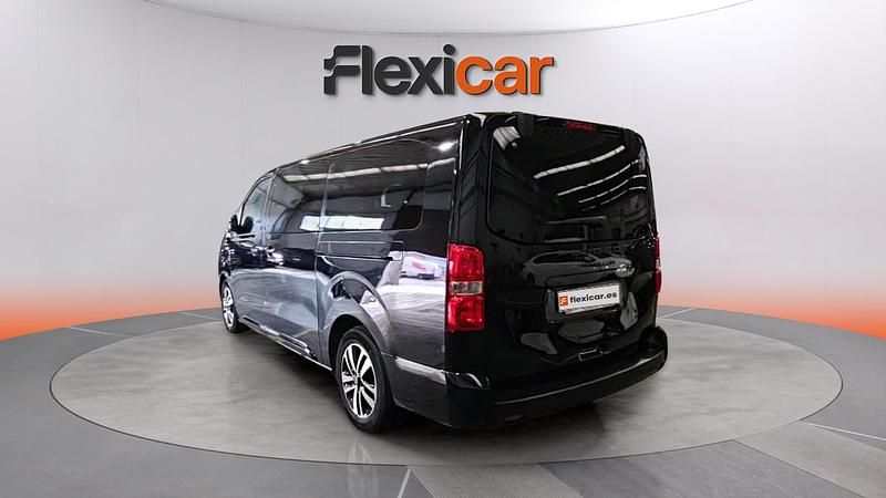 Usado Peugeot Traveller Business-Line 180 CV (132 kW) 2024 Negro Monovolumen