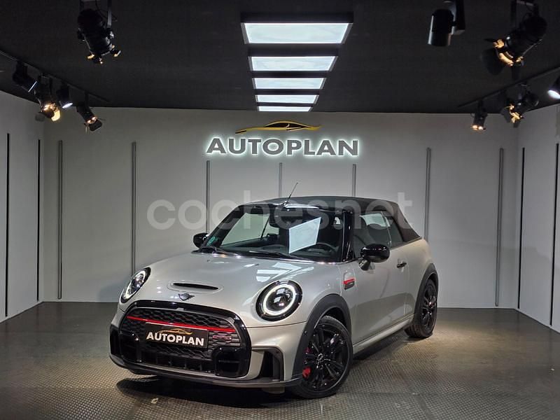 Usado Mini John Cooper Works Cabriolet 231 CV (169 kW) 2024 Gris / plata Descapotable