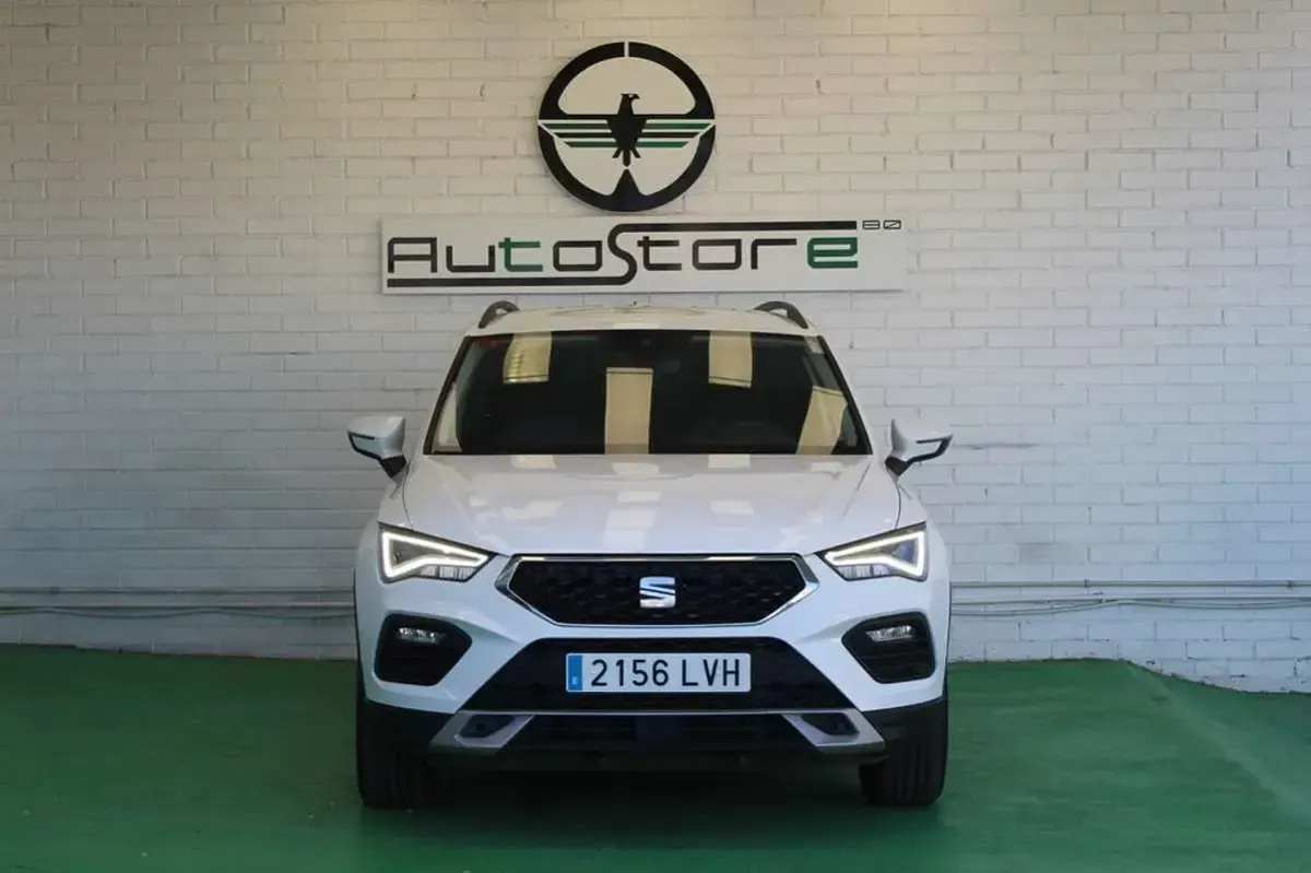 Usado Seat Ateca Style 150 CV (110 kW) 2021 Blanco SUV