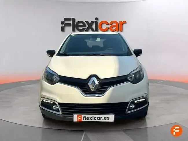 Usado Renault Captur Intens 90 CV (66 kW) 2016 Blanco SUV