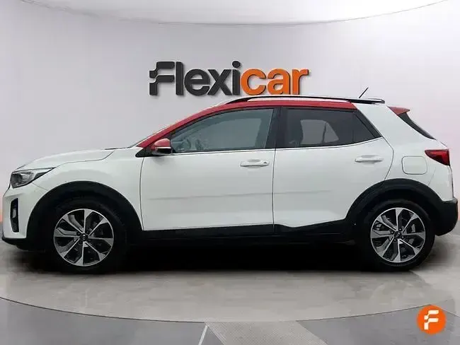 Usado Kia Stonic 110 CV (80 kW) 2018 Blanco SUV
