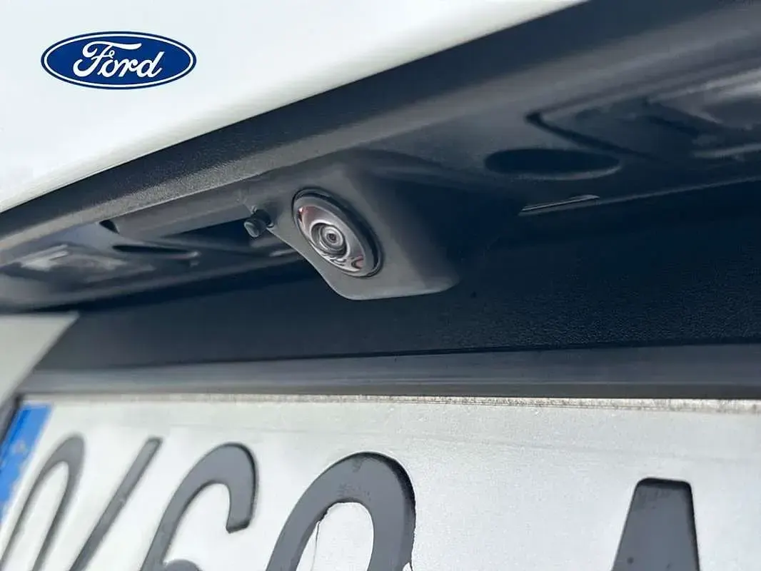 Begagnad Ford Explorer Premium 210 kW (286 HK) 2025 Vit SUV