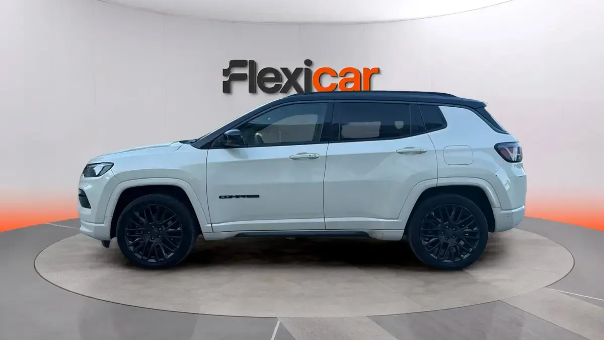 Usado Jeep Compass 241 CV (177 kW) 2021 Beige SUV