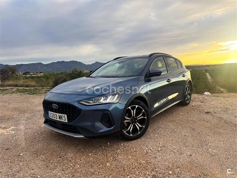 Usado Ford Focus Active 155 CV (114 kW) 2024 Azul Berlina