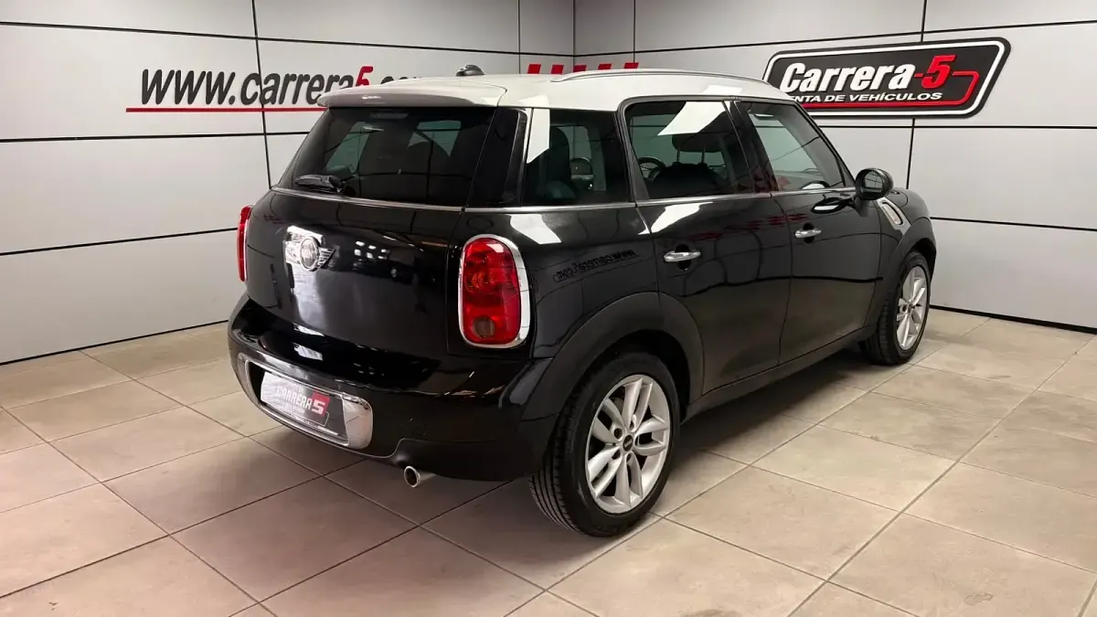 Usado Mini Cooper D 112 CV (82 kW) 2013 Negro Utilitario