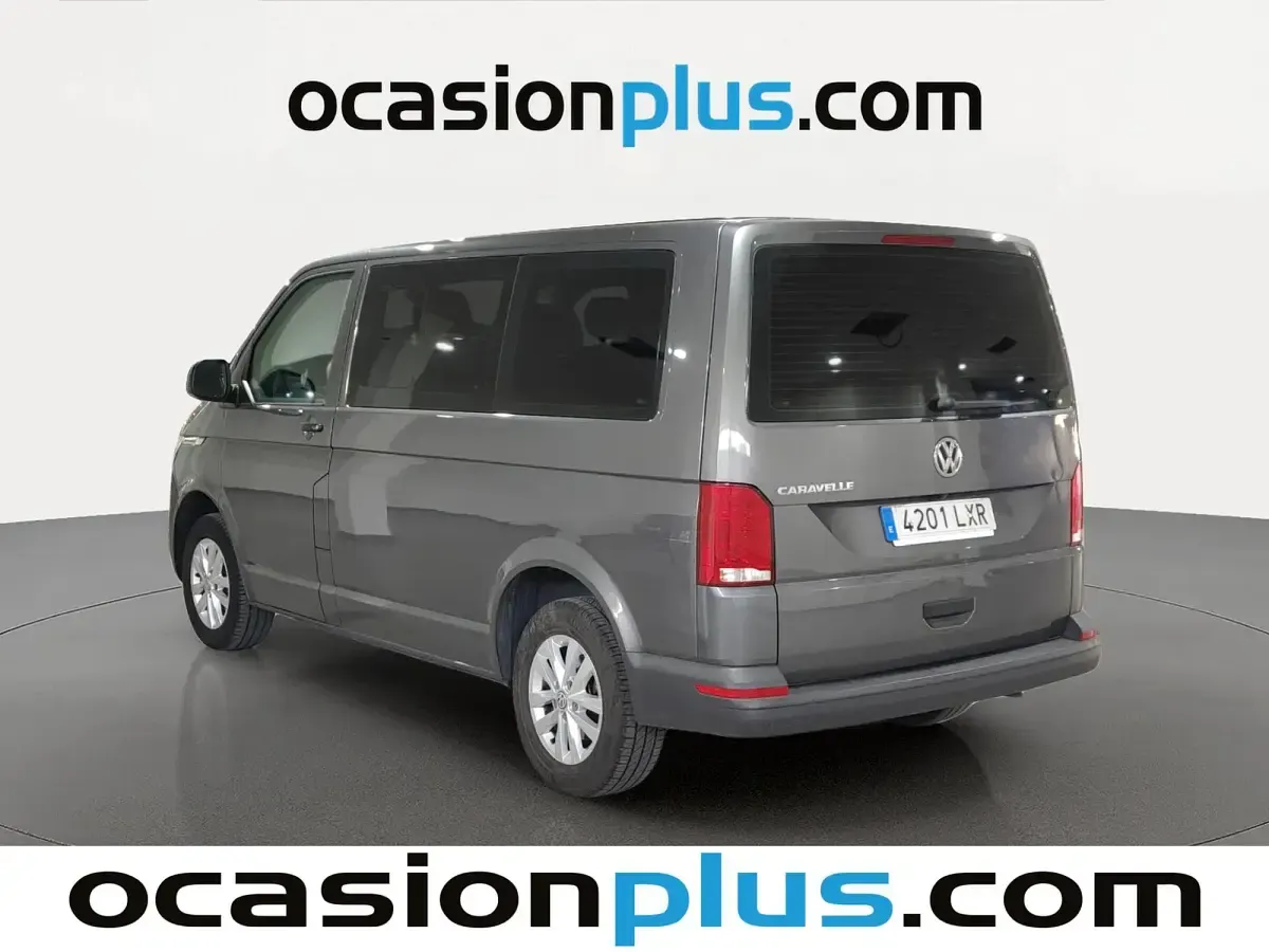 Usado VW Caravelle 150 CV (110 kW) 2022 Gris Van