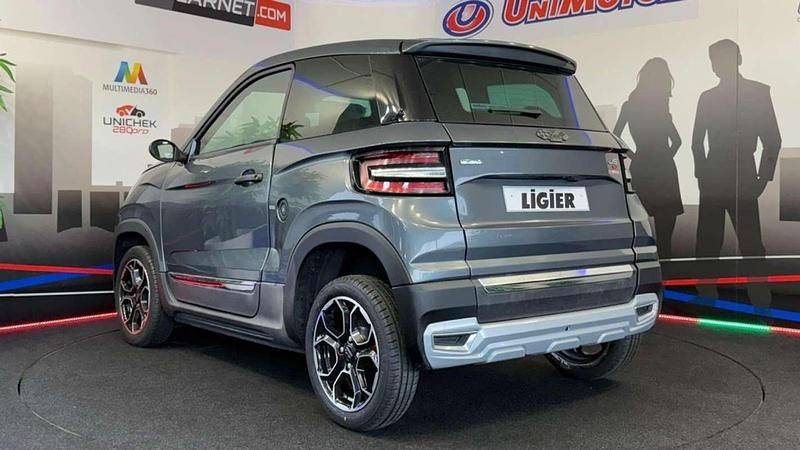 Usado Ligier JS60 11 CV (8 kW) 2021 Gris Utilitario